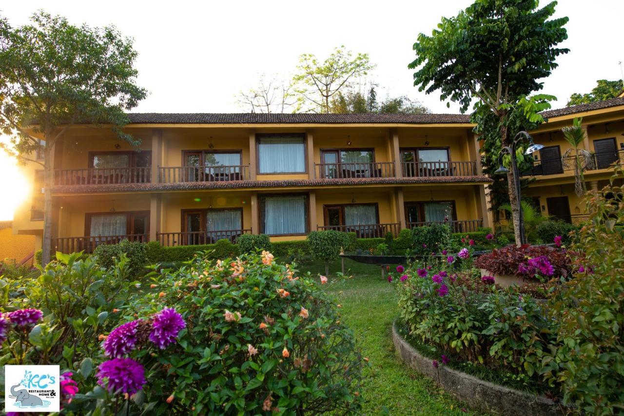 Kc'S Home Sauraha Eksteriør bilde