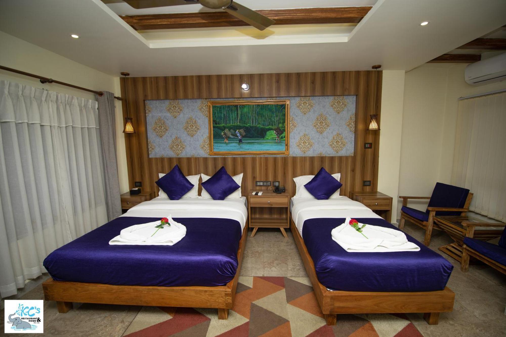 Kc'S Home Sauraha Eksteriør bilde